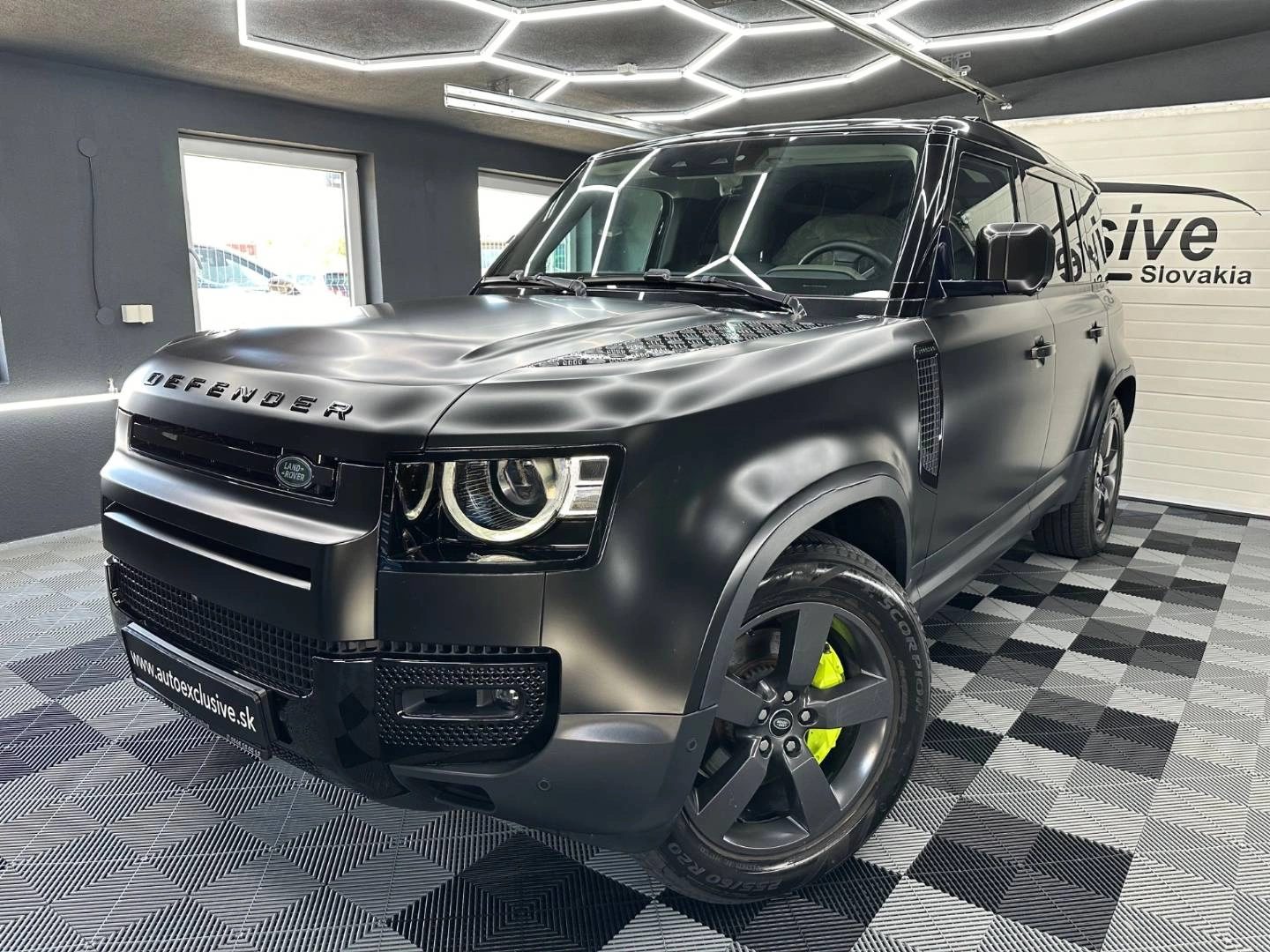 Leasing SUV Land Rover Defender 2020