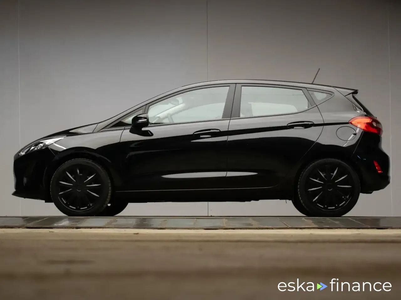 Lízing Hatchback Ford Fiesta 2019