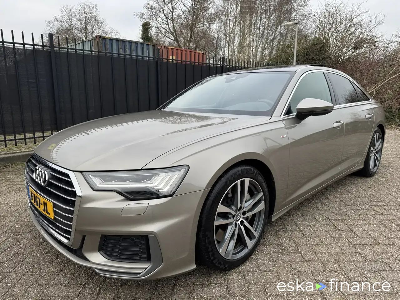 Lízing Sedan Audi A6 2020