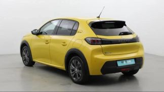 Lízing Sedan Peugeot 208 2022