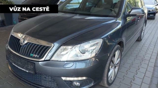 Wóz Skoda OCTAVIA COMBI 2011