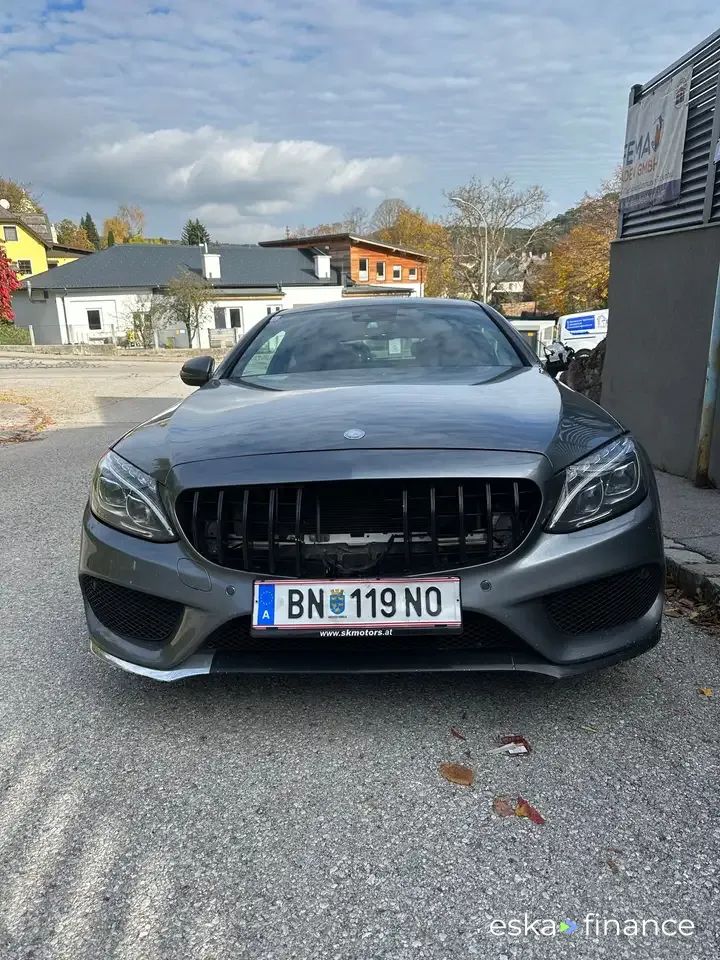 Lízing Kupé MERCEDES C 220 2016