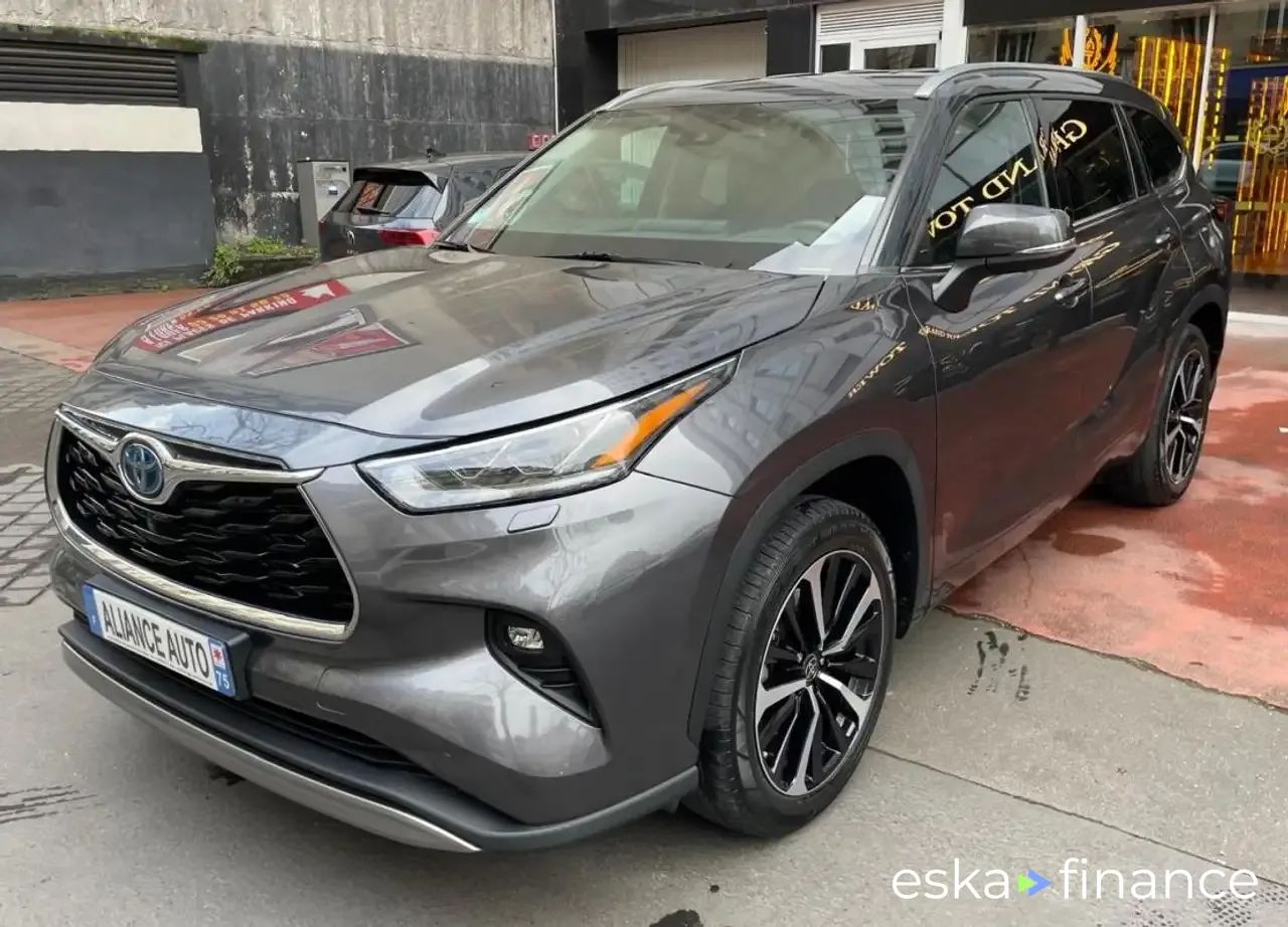 Leasing SUV Toyota Highlander 2021