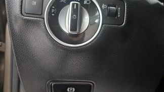 Financování Hatchback MERCEDES B 200 2013