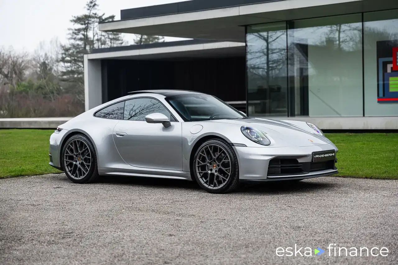 Lízing Kupé Porsche 992 2024