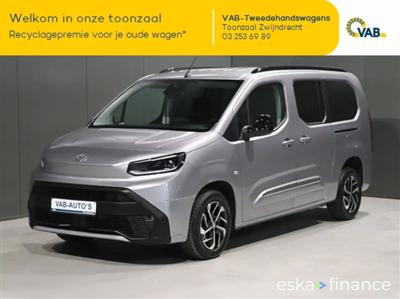Leasing Hatchback Toyota Proace 2024