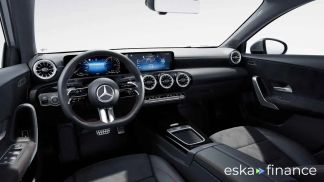 Lízing Hatchback MERCEDES A 250 2023