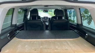 Lízing Hatchback MERCEDES V 250 2015