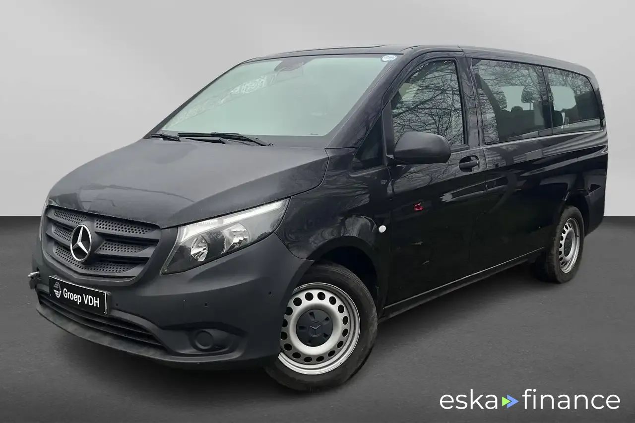 Lízing Hatchback MERCEDES VITO 2021