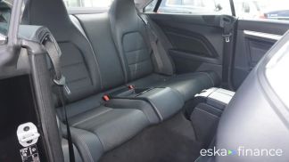 Financování Kupé MERCEDES E 220 2016