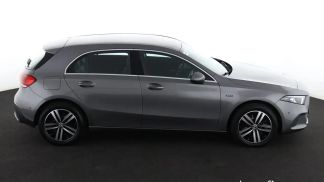 Hatchback MERCEDES A 250 2021