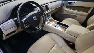 Lízing Sedan Jaguar XF 2012