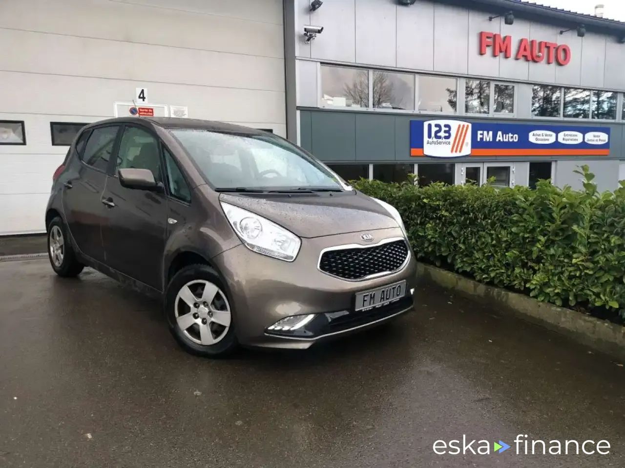 Leasing Sedan Kia Venga 2016