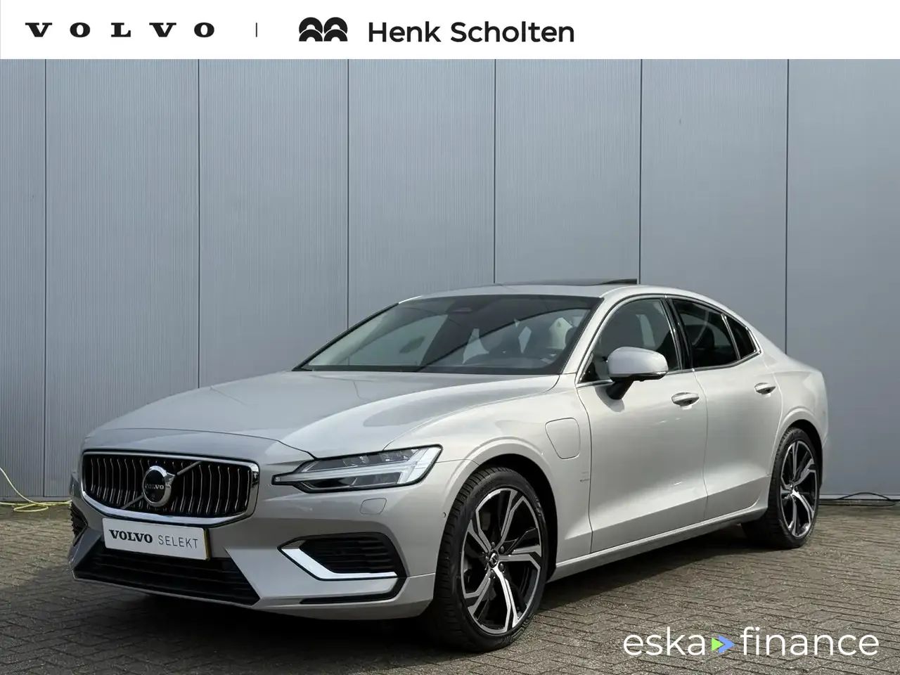 Lízing Sedan Volvo S60 2024