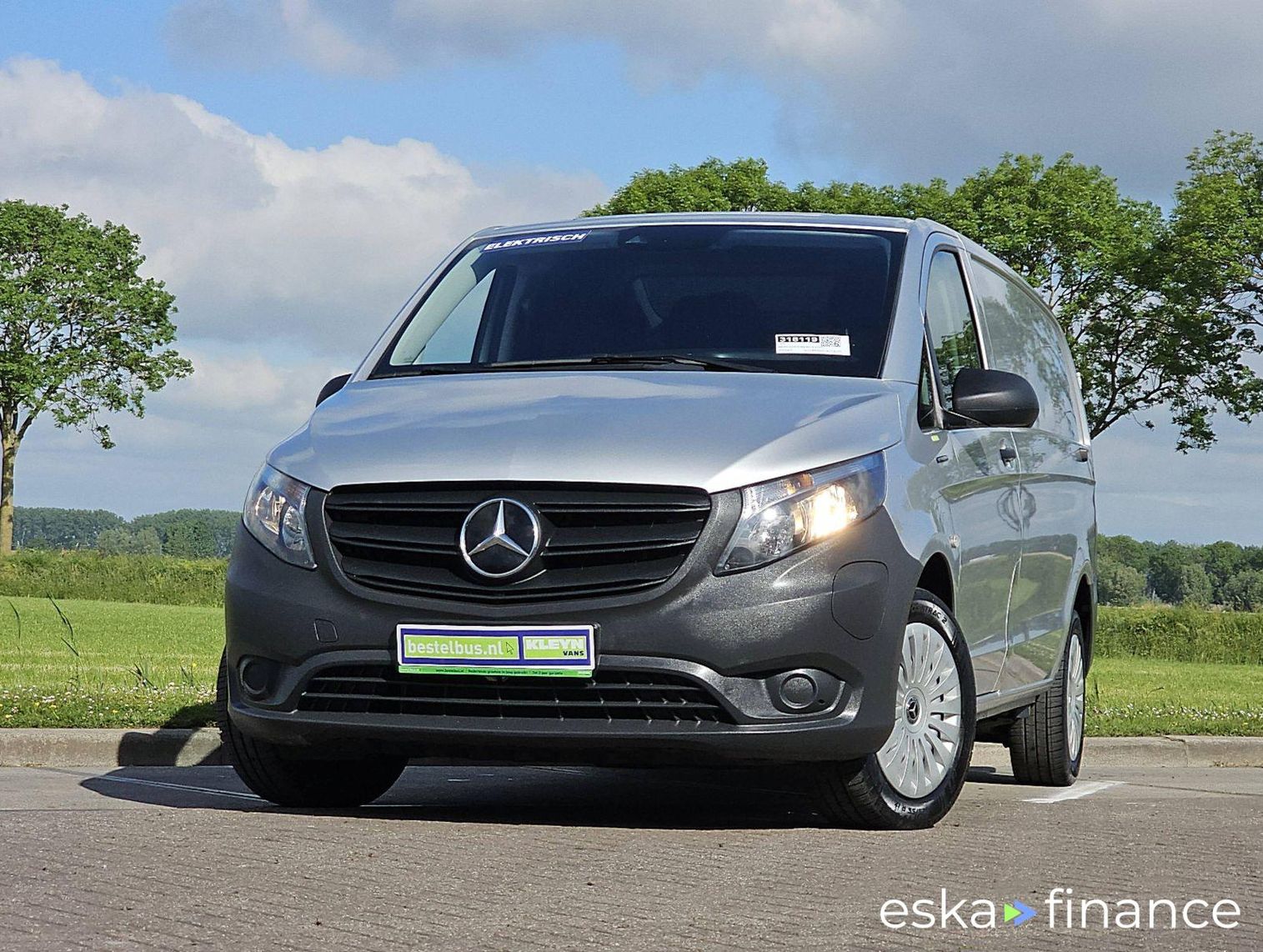 Lízing Van Mercedes-Benz eVito 2022