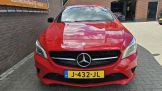 Lízing Sedan MERCEDES CLA 200 2013
