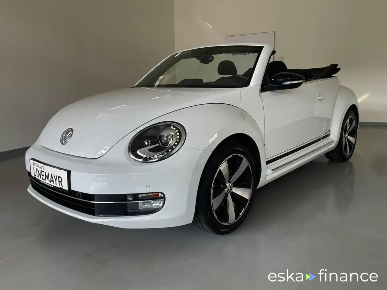 Lízing Kabriolet Volkswagen Beetle 2015