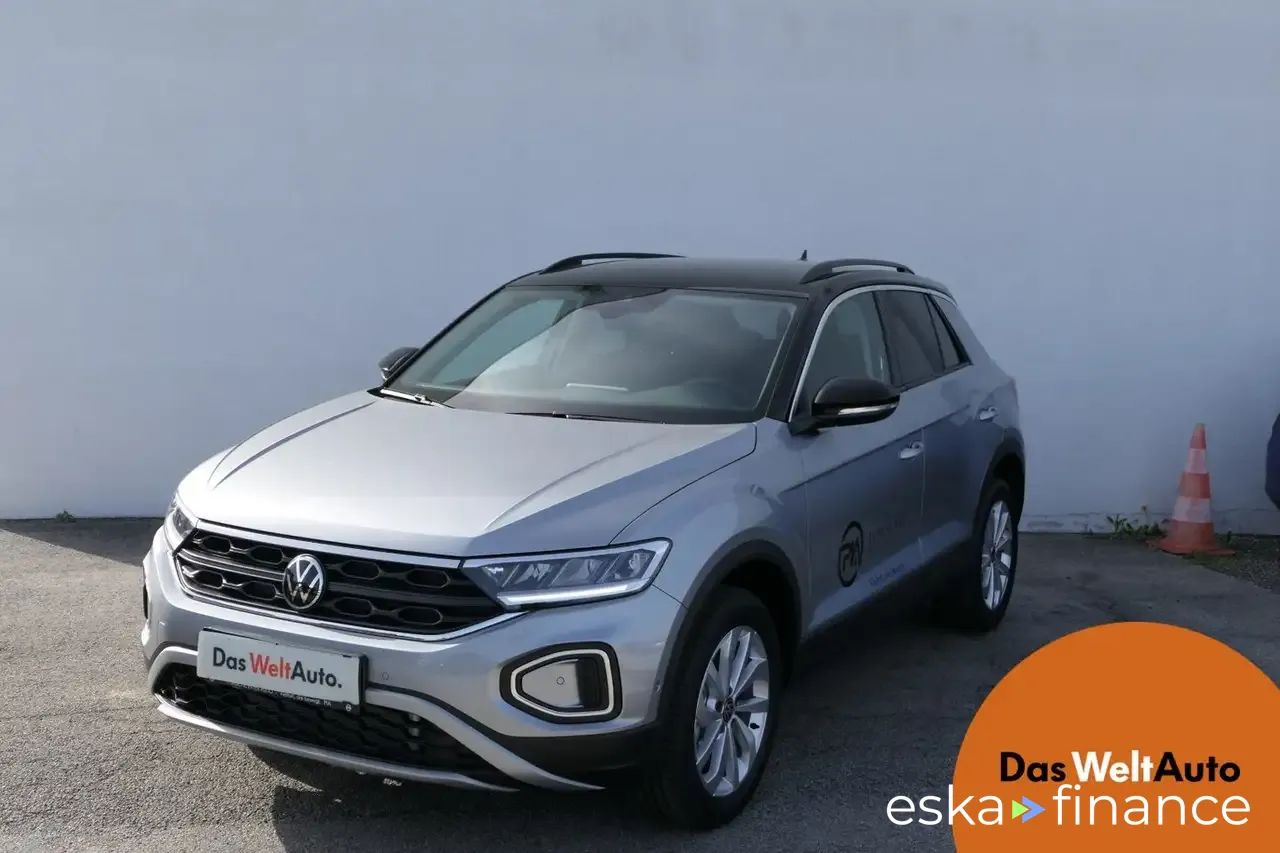 Lízing SUV Volkswagen T-Roc 2025