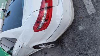 Lízing Sedan MERCEDES E 220 2011