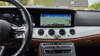 Lízing Sedan MERCEDES E 200 2022