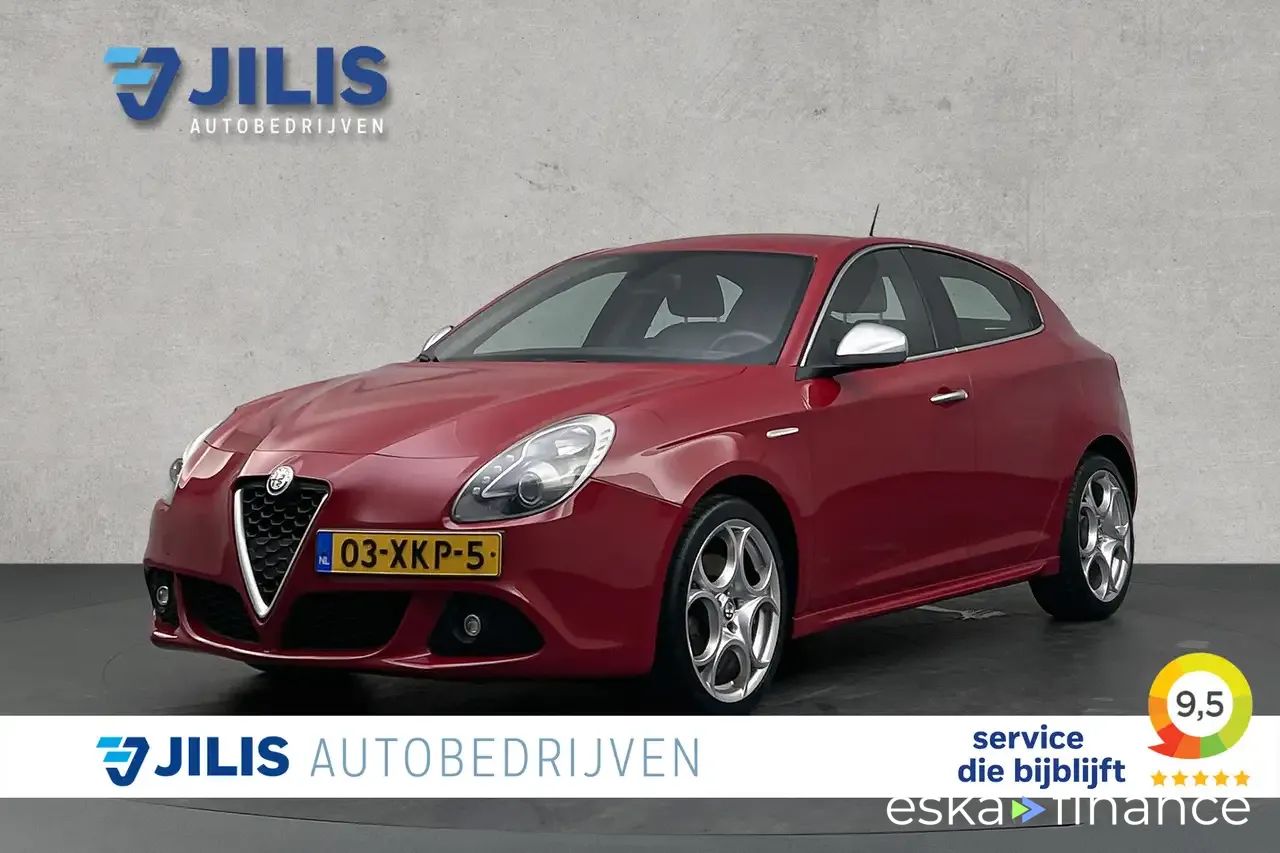 Financování Hatchback Alfa Romeo Giulietta 2012
