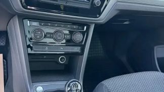 Lízing Hatchback Volkswagen Touran 2016