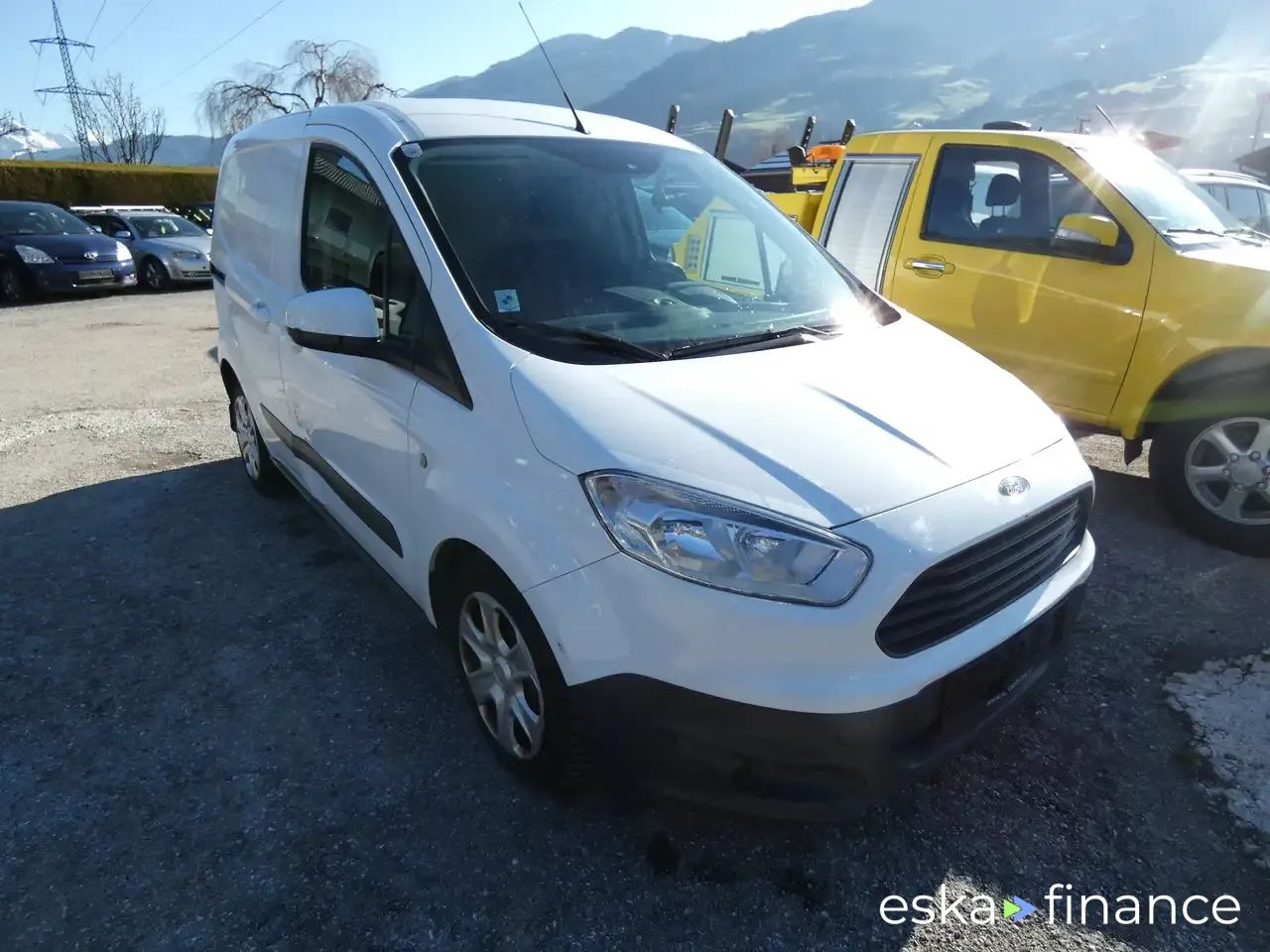 Financování Hatchback Ford Tourneo Courier 2017