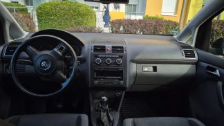 Lízing Hatchback Volkswagen Touran 2013