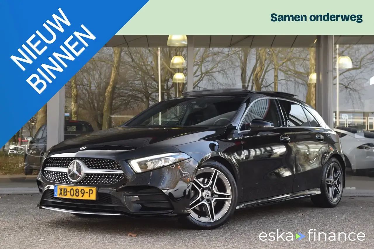 Leasing Hatchback MERCEDES A 180 2018