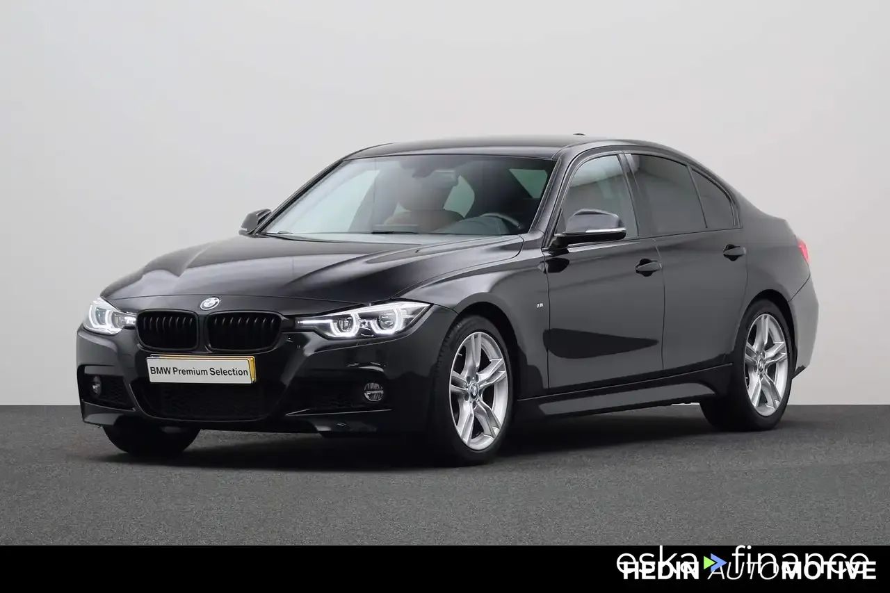 Leasing Sedan BMW 318 2018