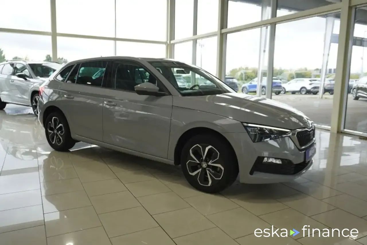 Sedan Skoda Scala 2020