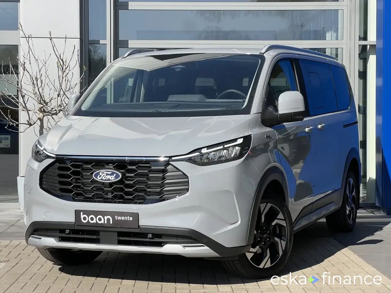 Leasing Hatchback Ford Tourneo Custom 2025
