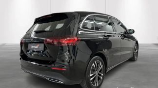 Lízing Hatchback MERCEDES B 180 2023