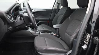 Lízing Sedan Ford Focus 2022