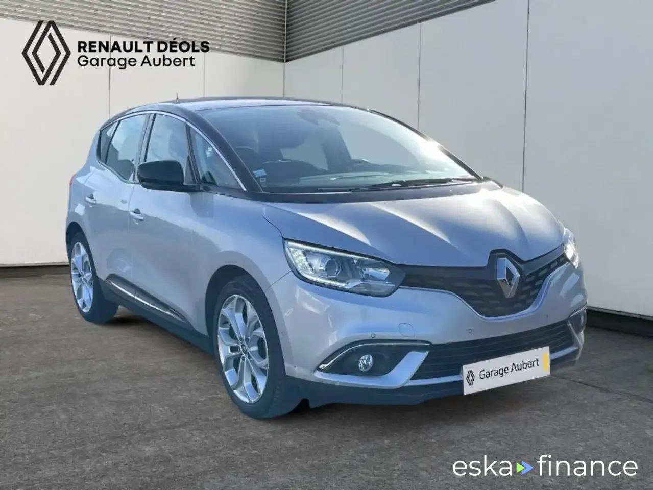 Lízing Hatchback Renault Scenic 2018