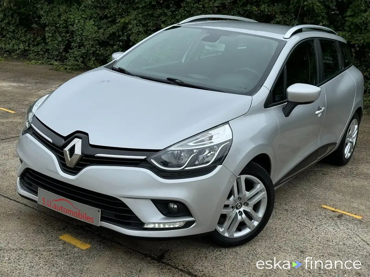 Lízing Sedan Renault Clio 2019