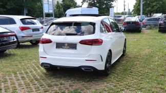 Lízing Hatchback MERCEDES B 200 2020