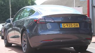 Lízing Sedan Tesla Model 3 2019