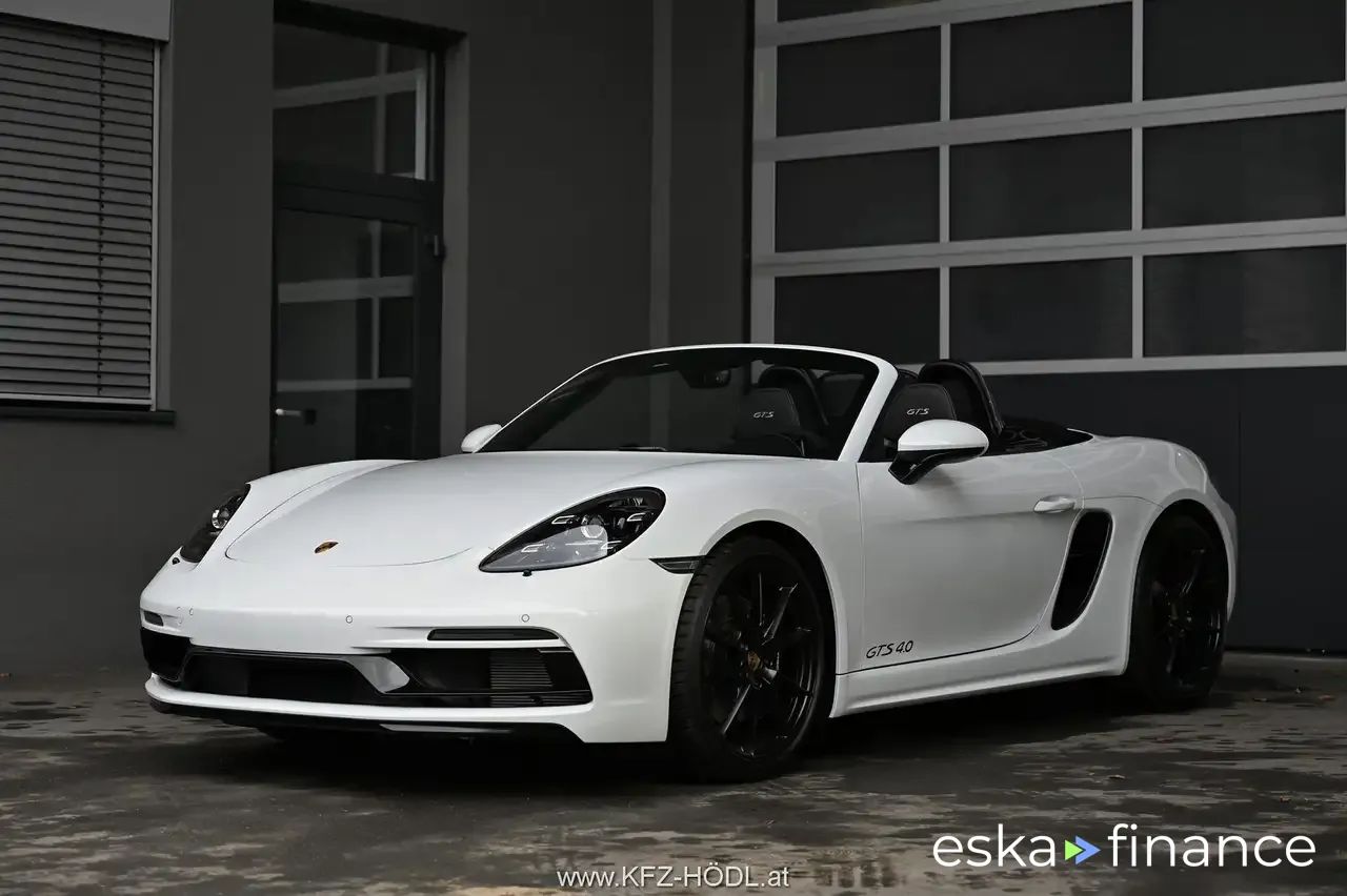 Leasing Convertible Porsche 718 2024
