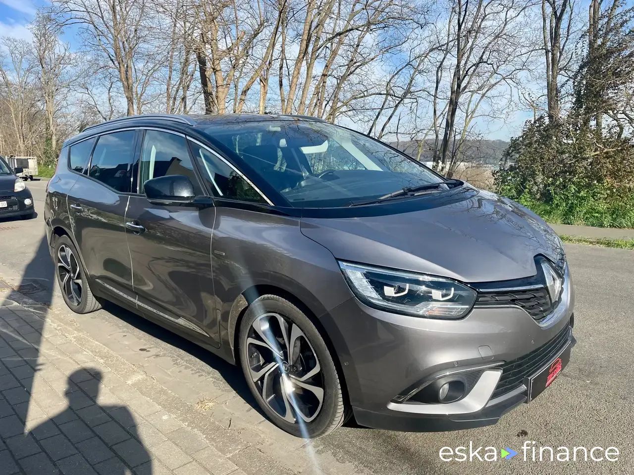 Leasing Hatchback Renault Grand Scenic 2017