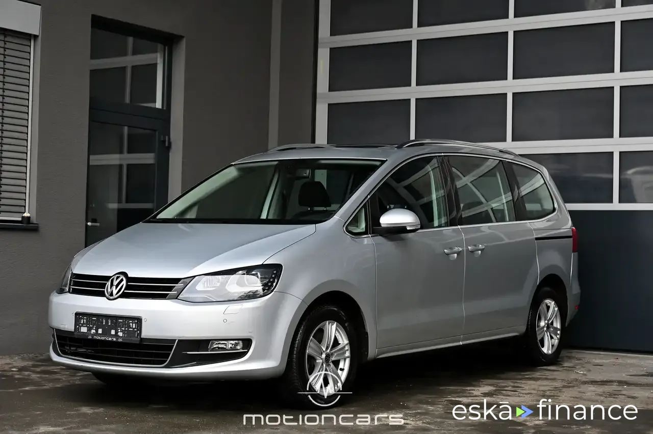 Leasing Hatchback Volkswagen Sharan 2011