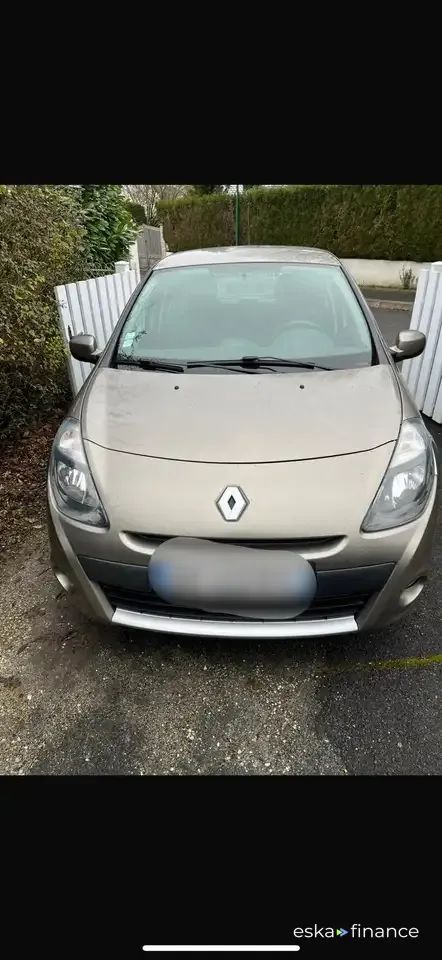 Leasing Sedan Renault Clio 2011