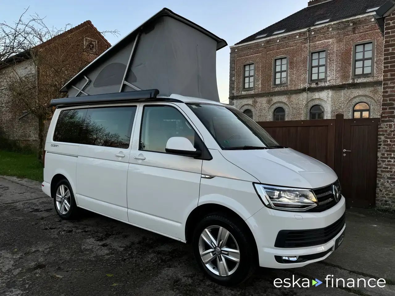 Lízing Hatchback Volkswagen T6 California 2017