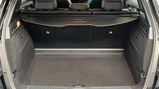 Lízing Hatchback MERCEDES B 180 2018