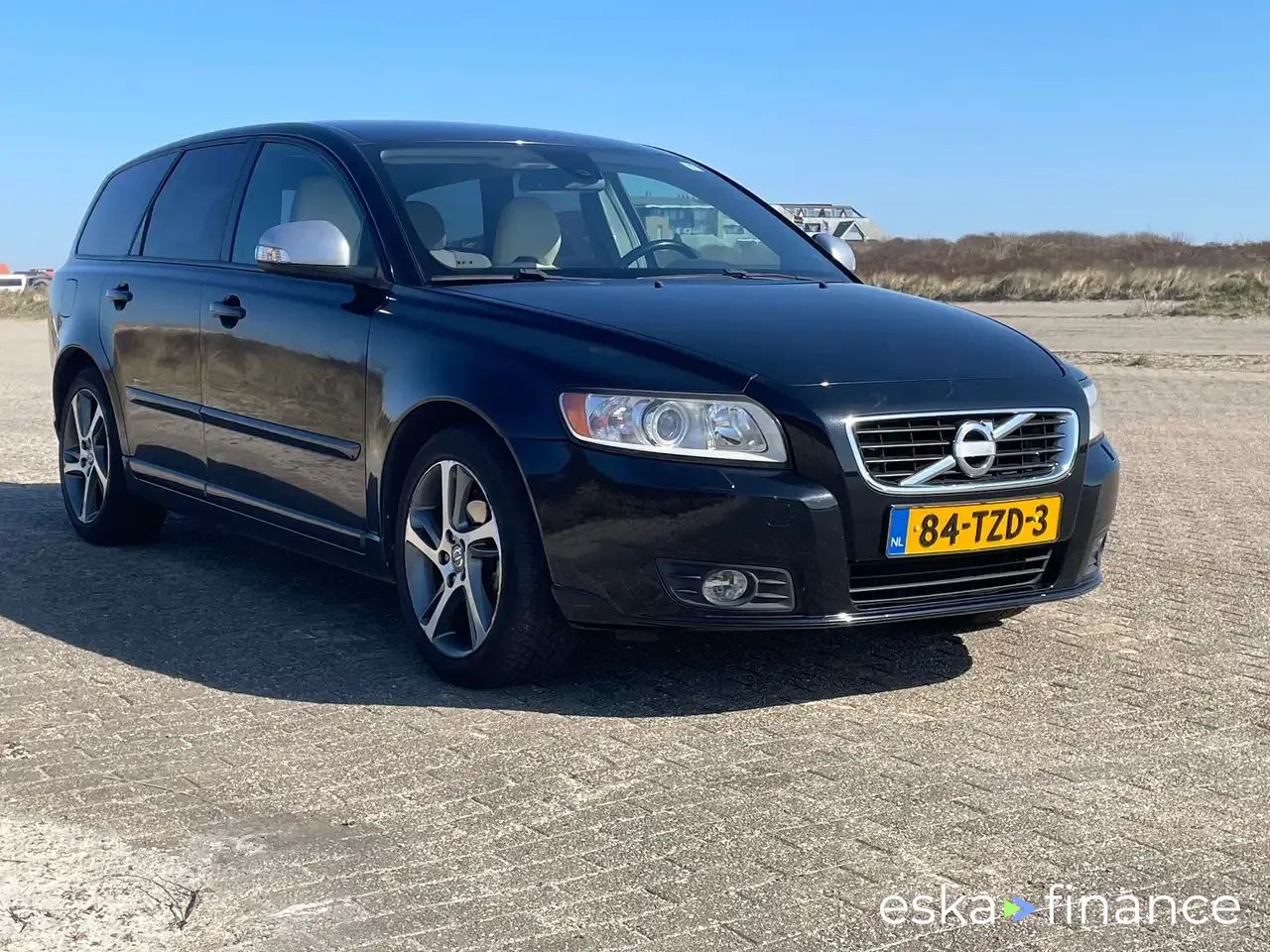 Lízing Hatchback Volvo V50 2012