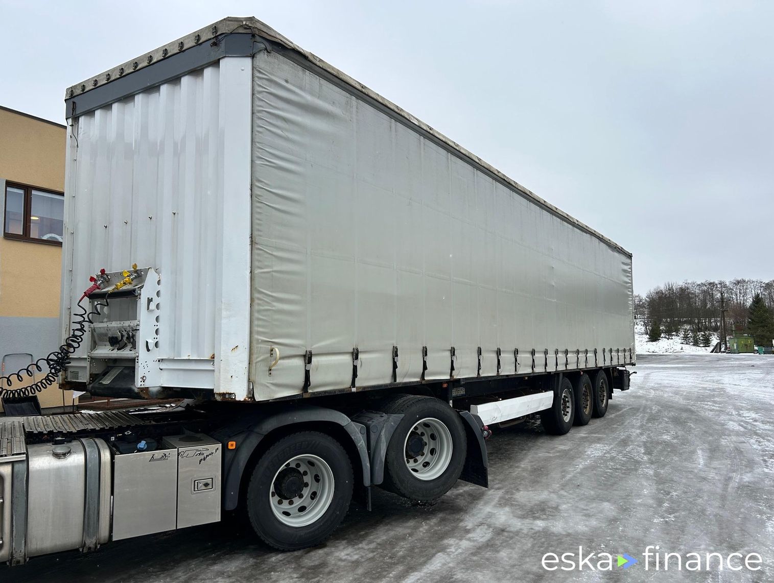 Leasing Semi-trailer Krone SDP 27 + SAF AXLE 2011