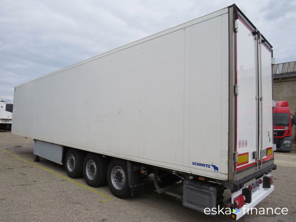 Leasing Semi-trailer Schmitz SK024 2011