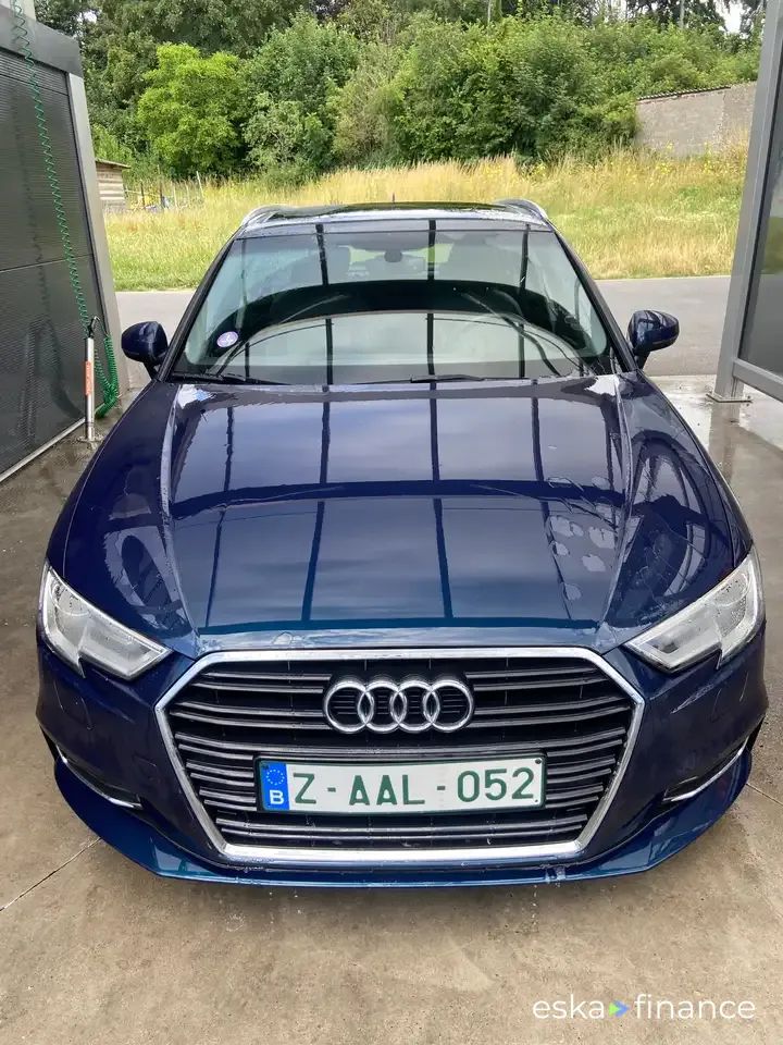 Lízing Sedan Audi A3 2018