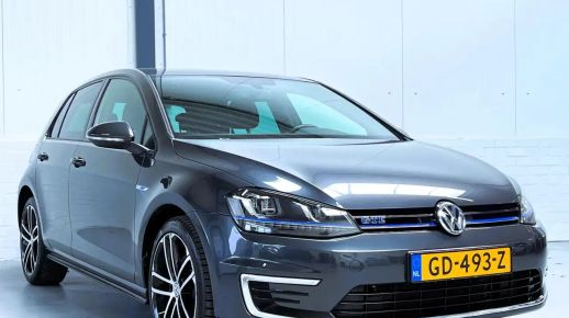 Volkswagen GOLF GTE 2015