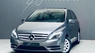 Lízing Hatchback MERCEDES B 180 2014